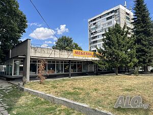 Продава магазин топ локация център