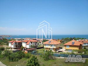 Луксозно обзаведена триетажна къща с РЗП 206.36 кв.м., намираща се в местността Буджака, град Созопо..