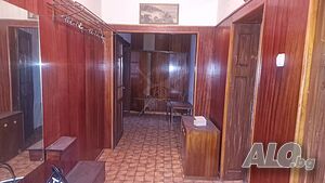 Етаж от къща в Поморие