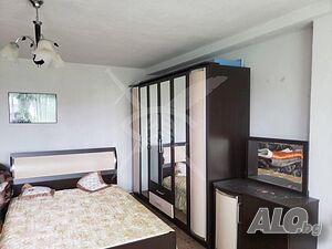 Двуетажна къща/вила в Орлово! 1дка двор!