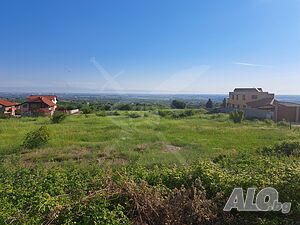 Парцел в Брестник