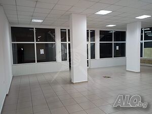 Продава се магазин в Кючук Париж!