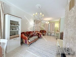 Двуетажна къща в Кошарица!