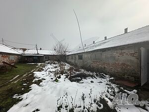 Стопанска сграда