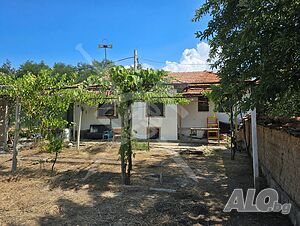 Къща в село Стрелци Едноетажна къща 120 кв.м РЗП 510 кв.м двор | Къщи, Вили | Стрелци