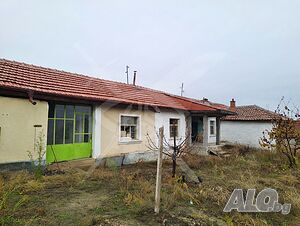 Къща в Старосел