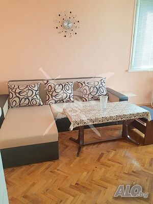 Втори етаж от къща в Айтос