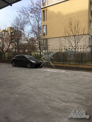 Паркомясто в Кючук Париж