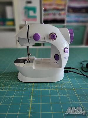 Мини шевна машина преносима 4в1 с педал две скорости Mini sawing