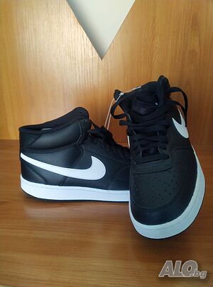 Мъжки кецове Nike Court Vision Mid 43 номер Сникърси Маратонки, найк