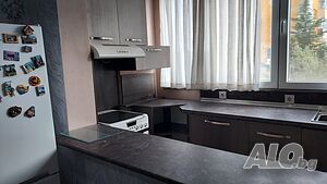 Преустроен тристаен апартамент в кв. „Стоян Заимов“, гр. Сливен