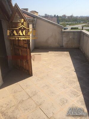 Етаж от къща в Златен рог