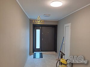 Тристаен апартамент в нова коооперация