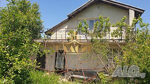 Къща във Войника