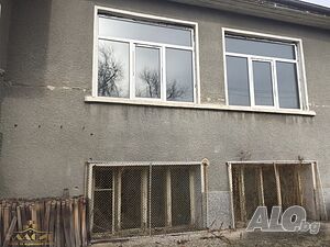 Голям имот в Стара река