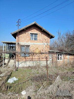 Едноетажна къща в село Асеново