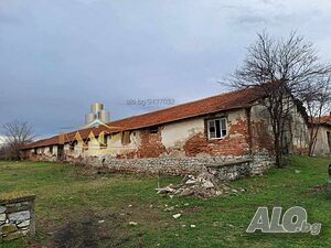 Селскостопанска сграда в село Бояджик