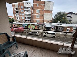 Просторно студио в центъра