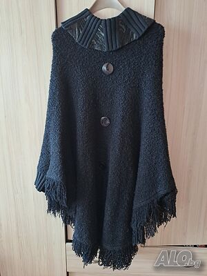 Дамска черна зимна пелерина / пончо / наметало р-р M-L-XL