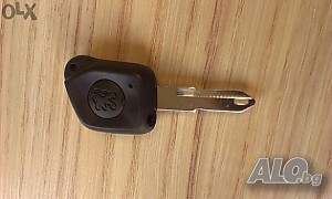 Кутийка за ключ за Пежо 106, 205, 206, 306, 405, 406