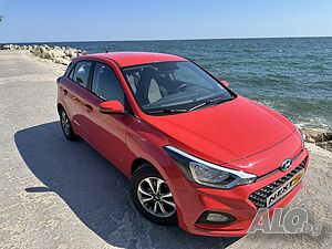 Коли под наем от 18 Евро на ден. Rent a Car with NEXT5 - Fast & Easy!