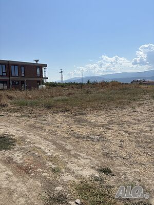 Парцел УПИ с ток и вода
