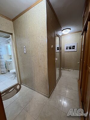 Тристаен апартамент