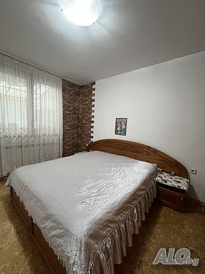 Тристаен апартамент