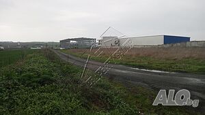 Ниа Пропърти Груп продава земеделска земя