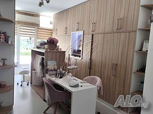 Ниа Пропърти Груп продава търговски обект в ж.к. Зорница, гр. Бургас