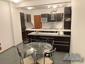 Ниа Пропърти Груп продава четиристаен апартамент в Сл. бряг