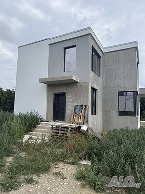 Нова къща м-т Траката