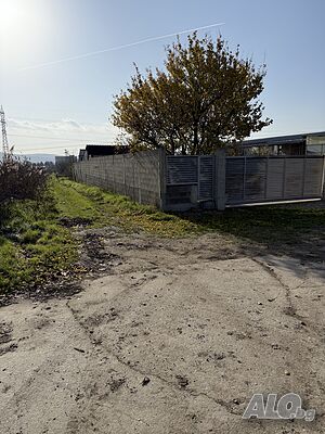 Промишлен парцел с. Тополи