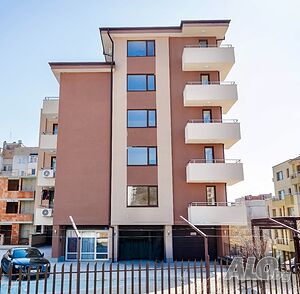 Продава Паркомясто