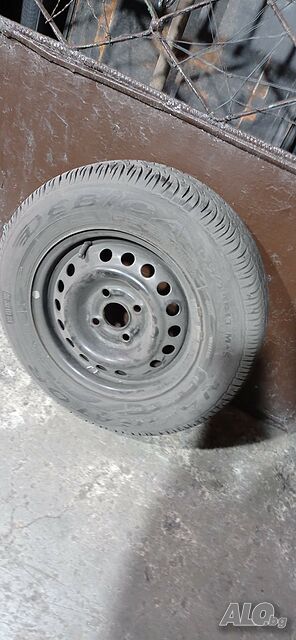 Гума DEBICA NAVIGATOR 175/70/13 с джанта DAEWOO-Лада 5 1/2Jx13 и ЕТ49