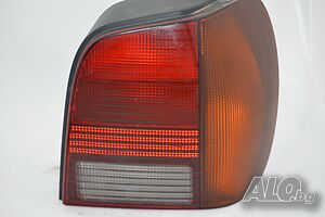 Стопове HELLA за VW Polo 1997г. 6n1 с фасунги и крушки.