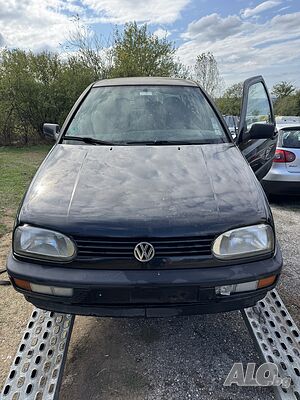 VW Golf 3 1.6i 1994 г. - на части!