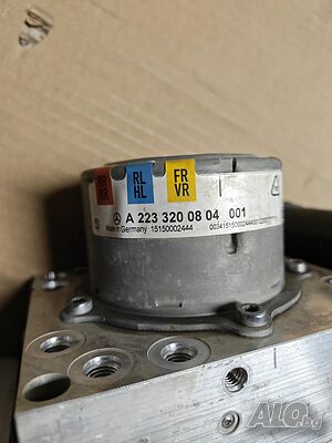 A 223 320 08 04 001-Продавам оригинален компресор за въздушно окачване на Мерцедес W223 и W297