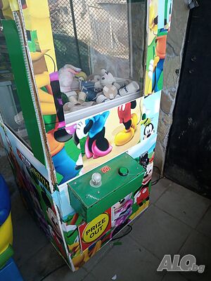 кран за плюшени играчки