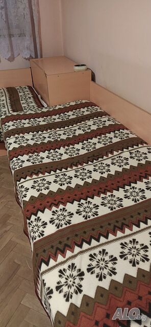 Ъглови легла с повдигащ механизъм