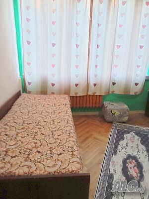 2 отделни стаи под наем