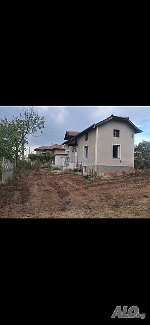 Къща за продан в село Ново Кономлади