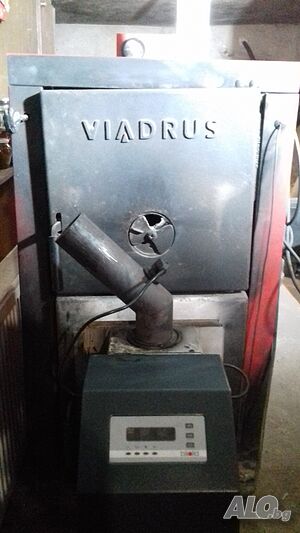 Продавам котел VIADRUS U22 с монтирана на него пилетна горелка BISOLID.