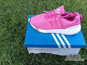 Нови 100% оригинални Adidas / Адидас