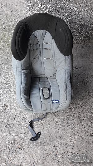 Детско столче за кола Chicco Artsana Universal
