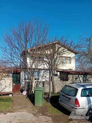 Продавам Къща в с Тръстиково на 35 км от Варна