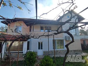 Продавам Нова Къща в гр Варна м-т Манастирски рид