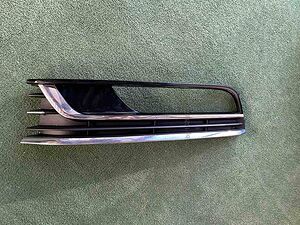 решетка в предна броня лява VW Passat B7 model 2010-2015 г. #046S