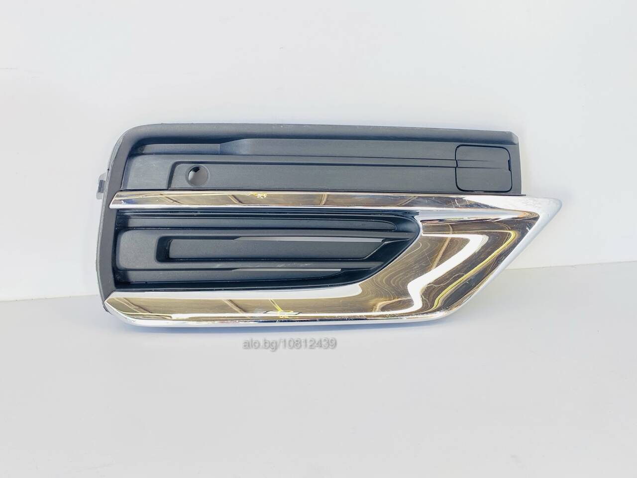 решетка дясна предна броня Volvo XC90 face 2020-2026 г. #1057V Брони ...