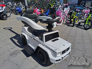 MERCEDES Кола за яздене с дръжка Mercedes-benz G350d бял